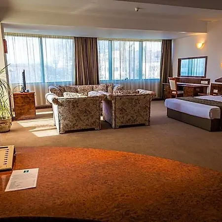 Plaza 4* Sevlievo